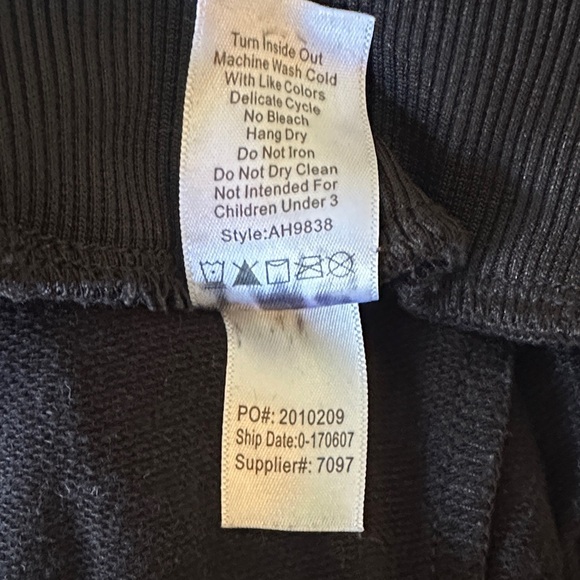 🌸Kids Black, White, hip hop Dance Wear - Picture 7 of 7